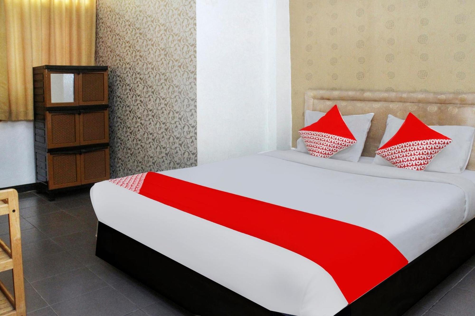 Hotel Spot On 2353 Hulubalang Palembang